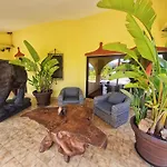 Paraiso - Naturism Optional Adults Only ポルシェス