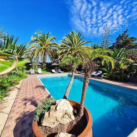 Bed & Breakfast Paraiso - Naturism Optional Adults Only Porches (Algarve)
