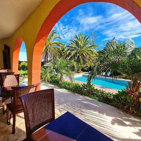 Villa Paraiso - Naturism Optional Adults Only Bed & Breakfast