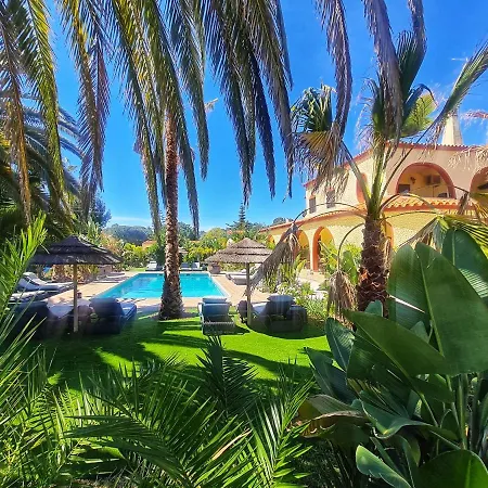Bed & Breakfast Villa Paraiso - Naturism Optional Adults Only