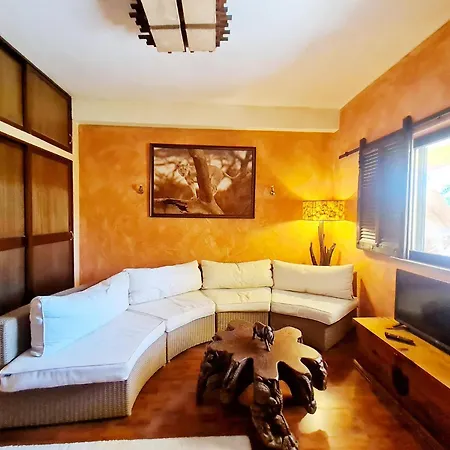 Paraiso - Naturism Optional Adults Only Bed & Breakfast Porches (Algarve)