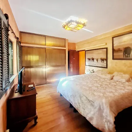 Paraiso - Naturism Optional Adults Only Bed & Breakfast