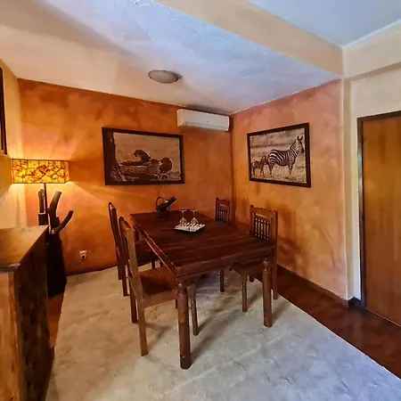 Bed & Breakfast Paraiso - Naturism Optional Adults Only