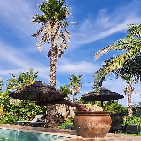 Frühstückspension Villa Paraiso - Naturism Optional Adults Only 4*