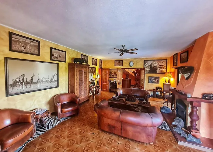 Paraiso - Naturism Optional Adults Only Bed & Breakfast 4*