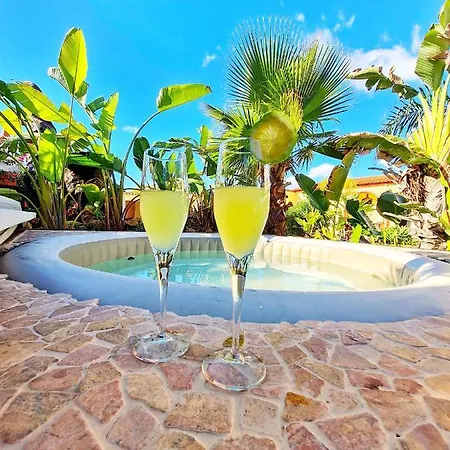 Villa Paraiso - Naturism Optional Adults Only Porches (Algarve)